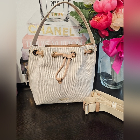 Kate Spade Kip Canvas Bucket Bag. - Picture 1 of 8